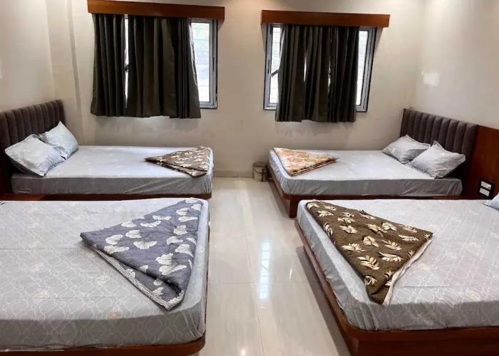 Purnima Hotel