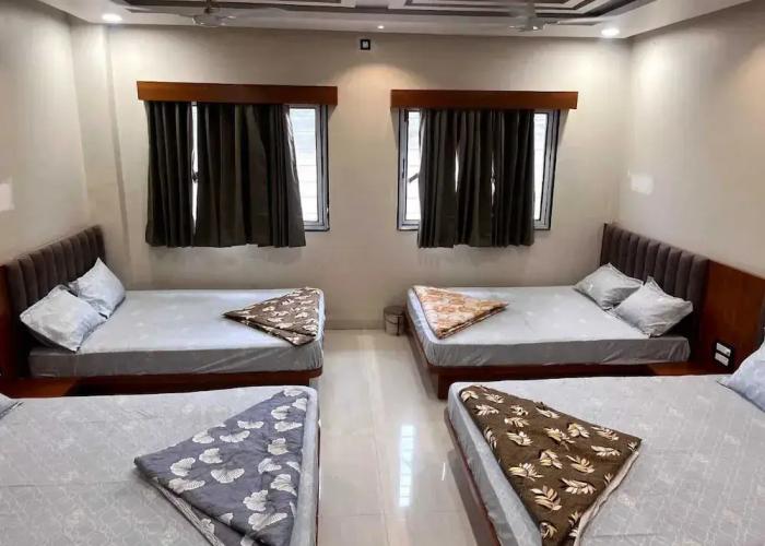 Purnima Hotel