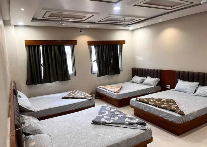 Purnima Hotel
