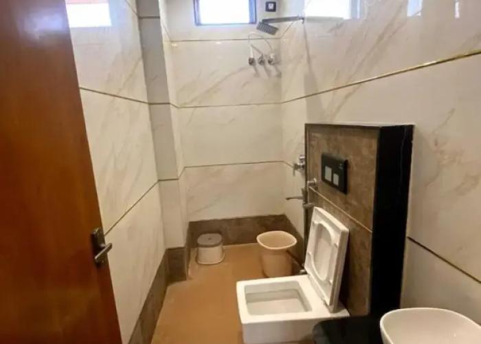 Purnima Hotel