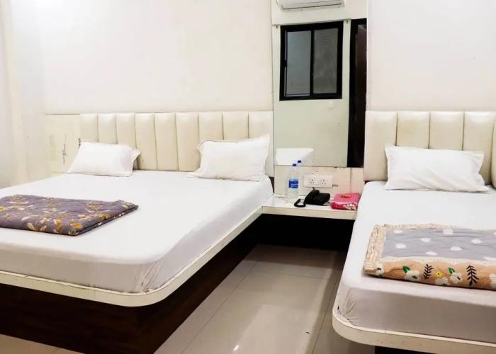 Hotel Gayatri Palace