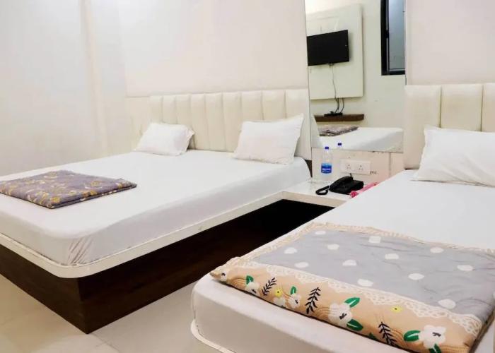 Hotel Gayatri Palace