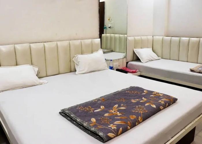 Hotel Gayatri Palace