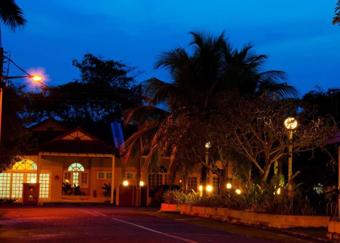 RUMBIA RESORT VILLA Paka Terengganu