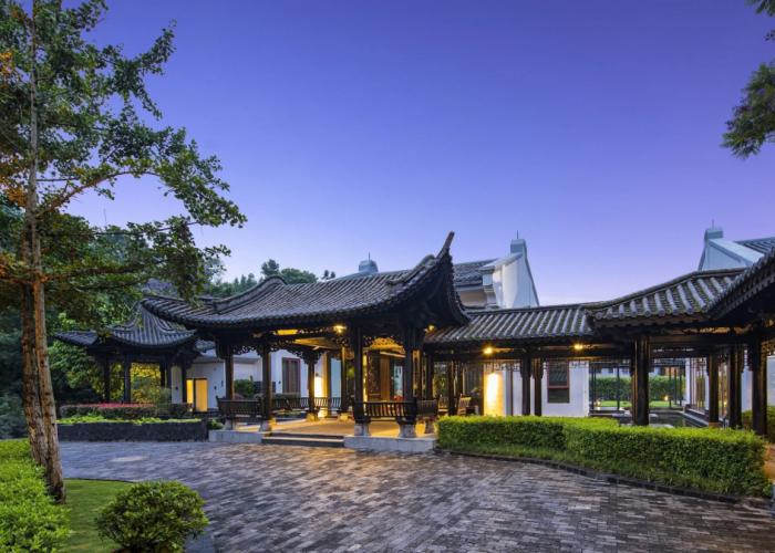 Banyan Tree Tengchong