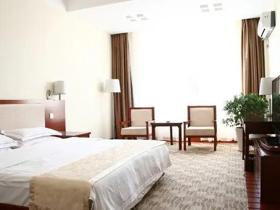 Tengchong Airport Sightseeing Hotel