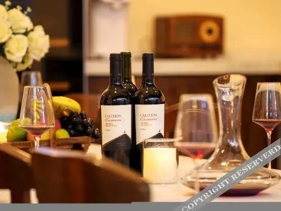 fanhua Light Luxury Inn