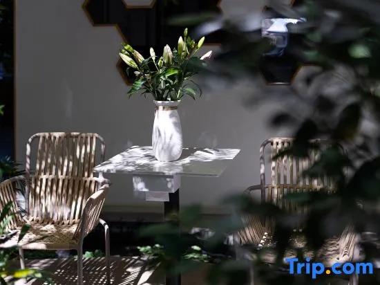 Xinyue Suying Holiday Inn (Heshun ancient town branch, Tengchong)