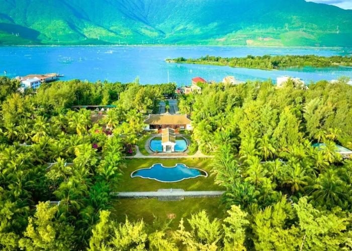 Lang Co Beach Resort