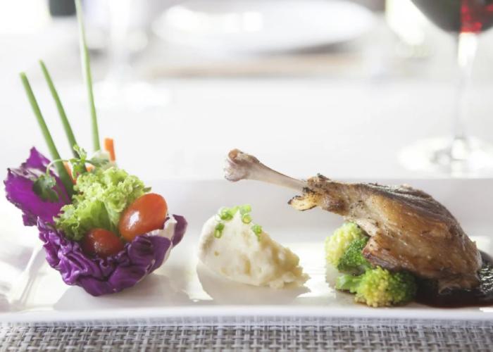 Vedana Lagoon Resort & Spa