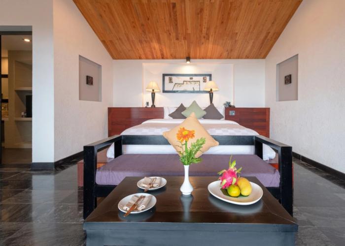 Vedana Lagoon Resort & Spa