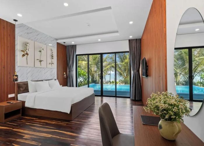 LangCo Bay Retreat
