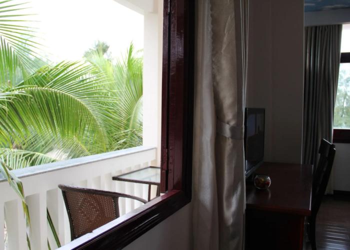 GM Doc Let Beach Resort and Spa