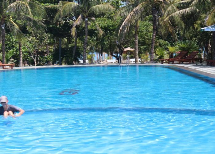 GM Doc Let Beach Resort and Spa