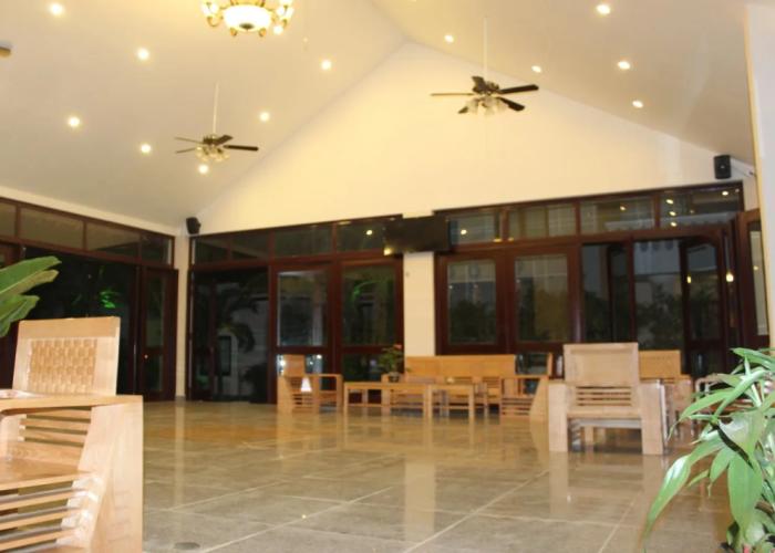 GM Doc Let Beach Resort & Spa