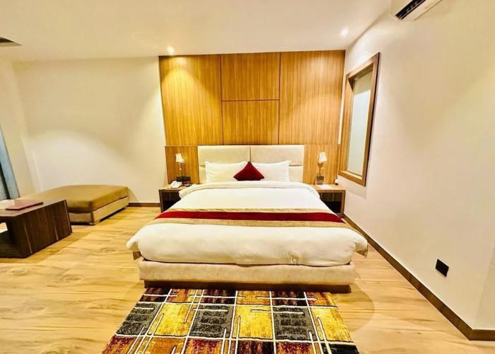Asian Buddha Hotel