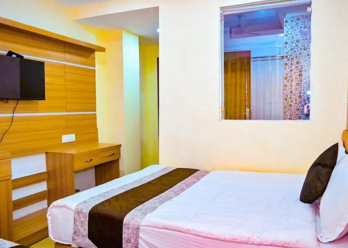 Hotel Star Holiday
