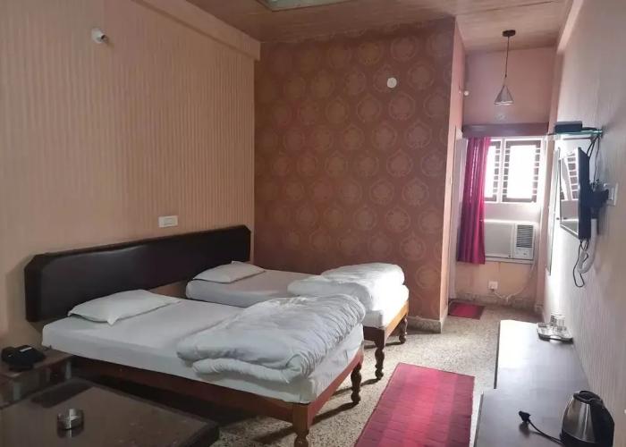 Hotel Shivani Palace