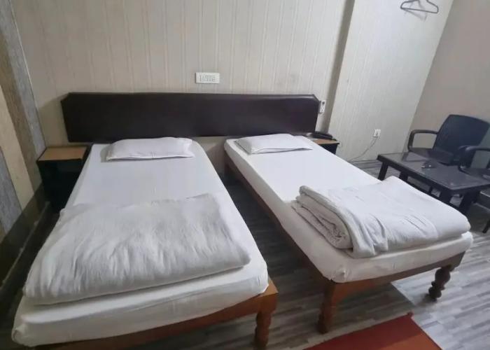 Hotel Shivani Palace