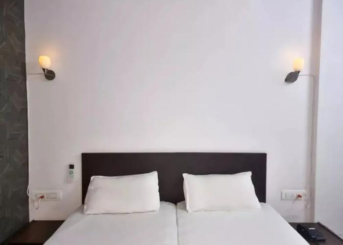 Hotel Shivani Palace