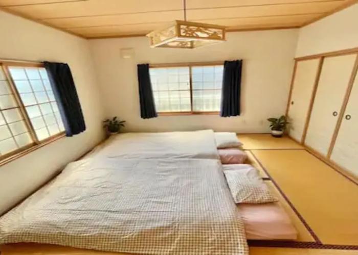 Holiday House Toya