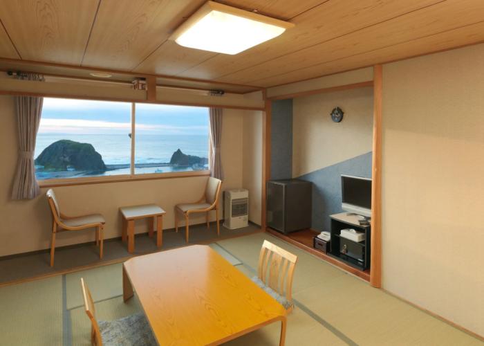 Shiretoko Yuhi No Ataruie Onsen Hostel