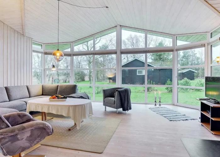 8 Person Holiday Home in Saeby-by Traum