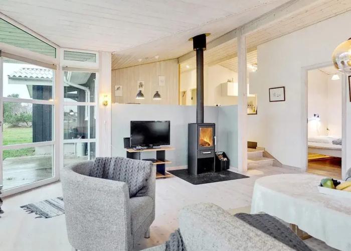 8 Person Holiday Home in Saeby-by Traum