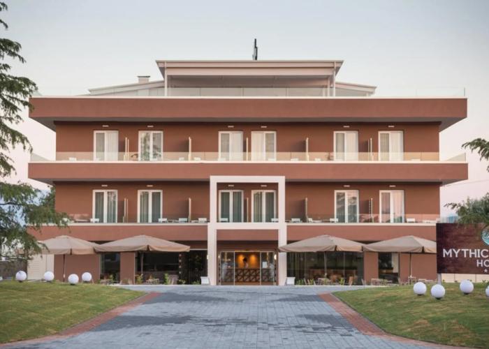 Mythic Summer Hotel
