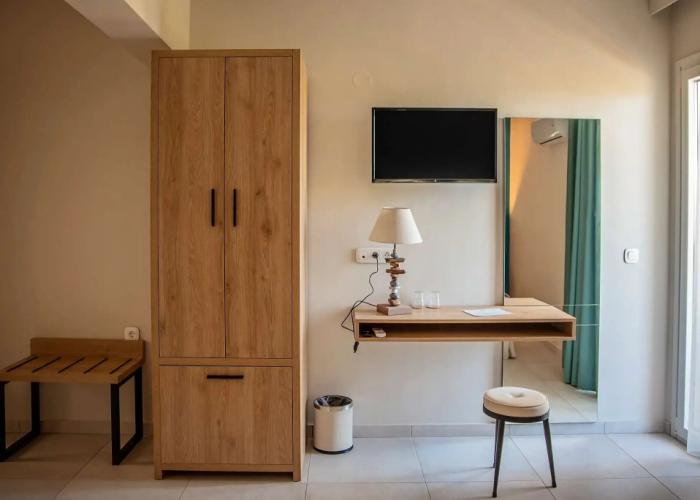 Mythic Summer Hotel