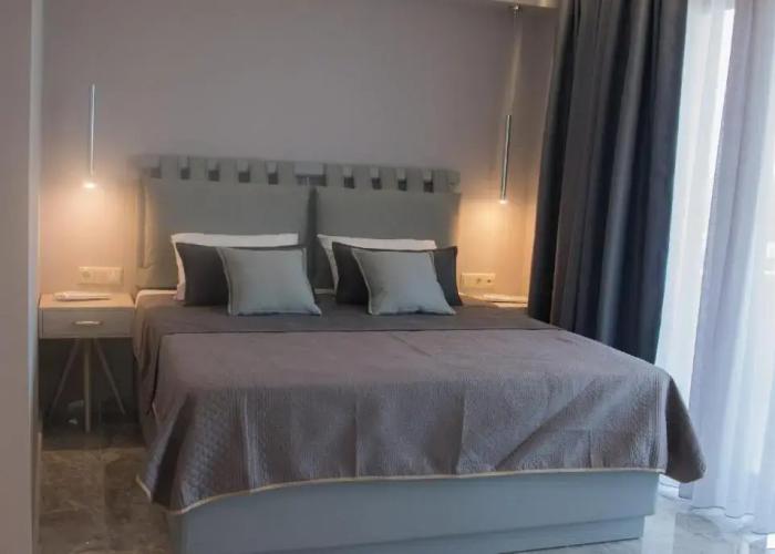 Peloton Inn