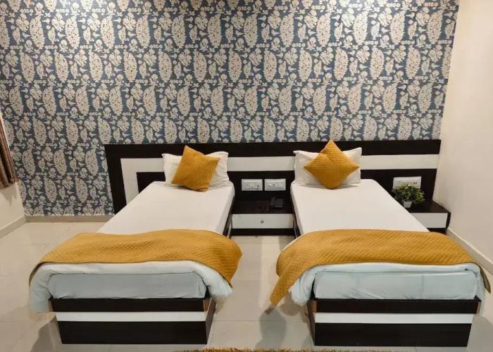 Hotel Tulsi Inn