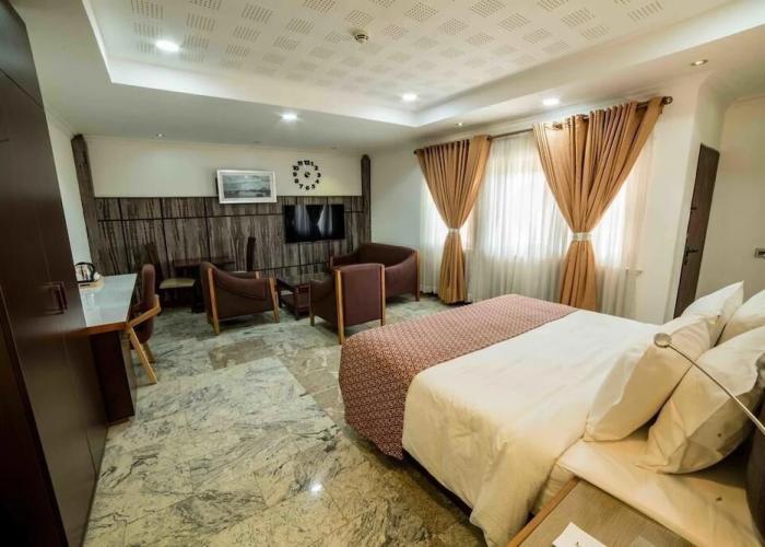 Davok Suites Uyo