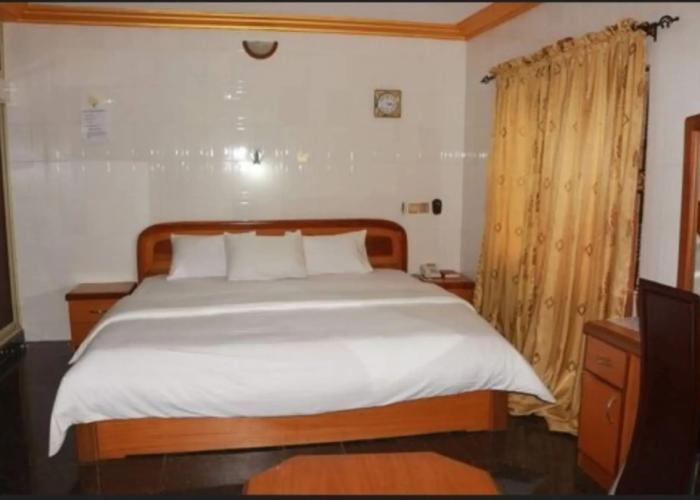 Cute Villa Hotel and Suites