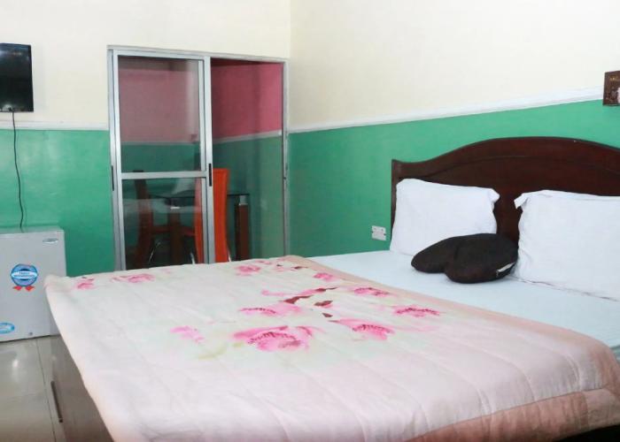 L & L Executive Hotels and Suites