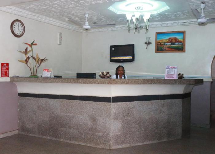 Emrosy Hotels
