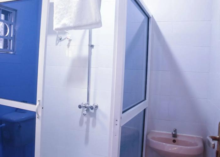 Emrosy Hotels
