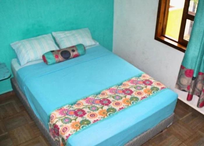 Yaxche Centro Hostal y Camping