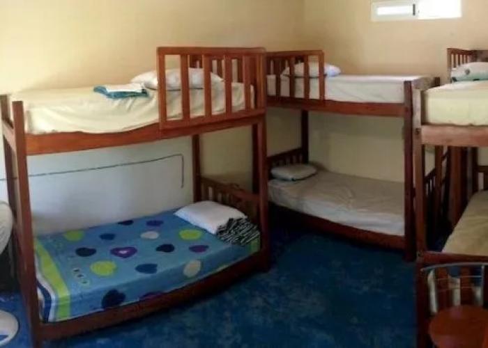 Yaxche Centro Hostal y Camping