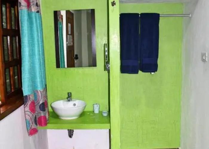 Yaxche Centro Hostal y Camping