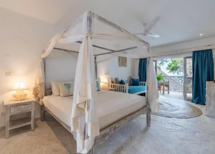 Chale Island Resort