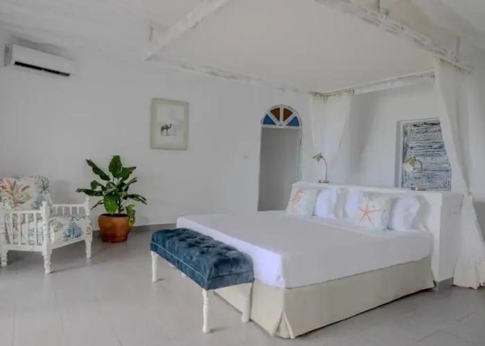 Chale Island Resort