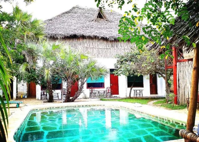 Diani Hostel