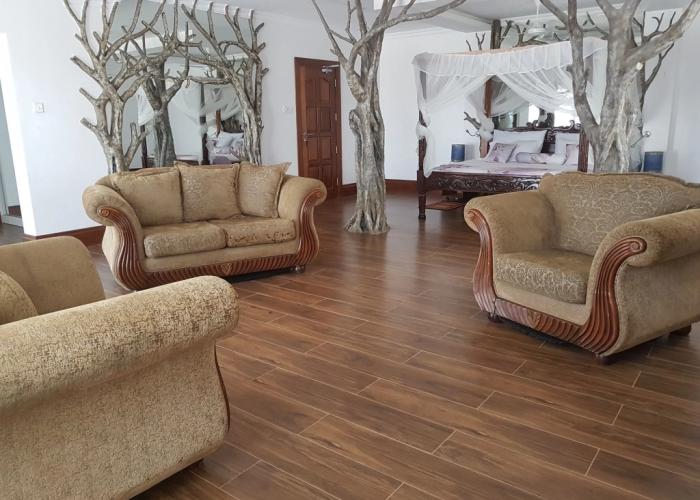 Queens Chateau Boutique Villa