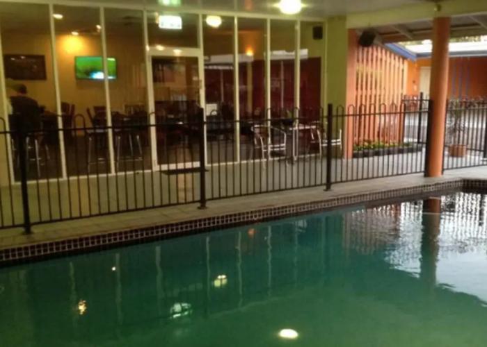 Parkside Motel