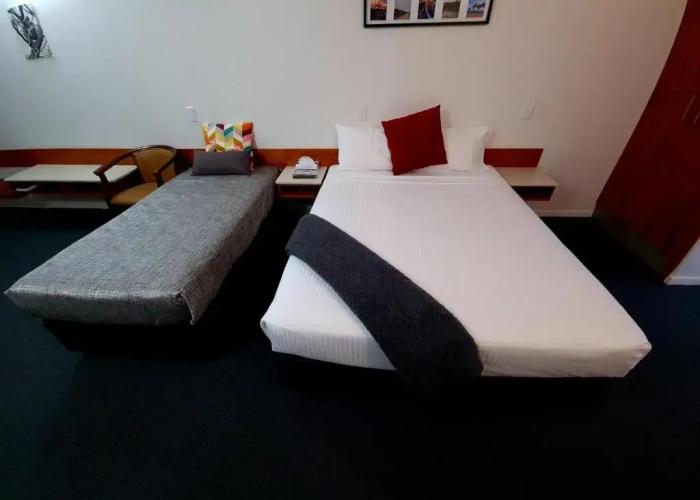 Ayr Travellers Motel