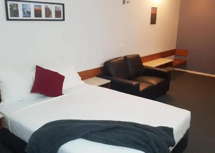 Ayr Travellers Motel