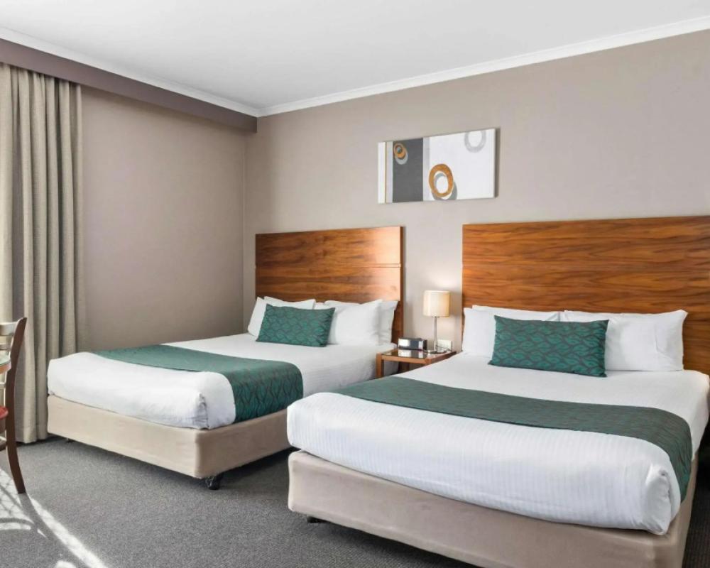 фото Quality Hotel Dickson