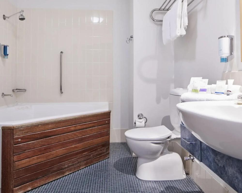 фото Quality Hotel Dickson