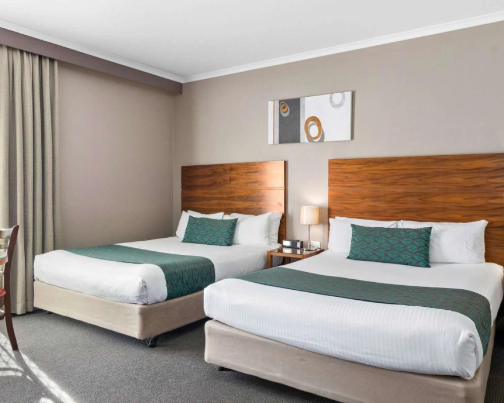 фото Quality Hotel Dickson